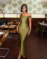 Off the Shoulder Sleeveless Mermaid Long Formal Dress With Pleated