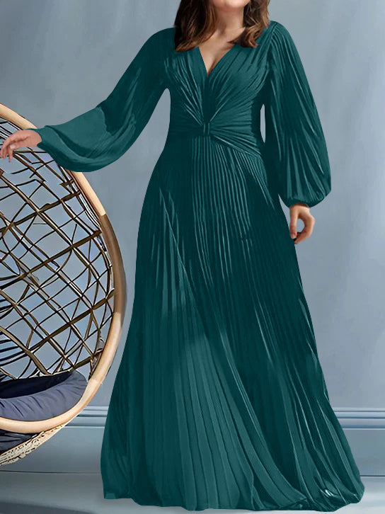 A Line Princess V Neck Plus Size Mother Of The Bride Dresses With Ruched