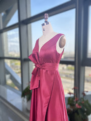 A Line Princess V Neck Sleeveless Mother Of The Bride Dresses With Split Side