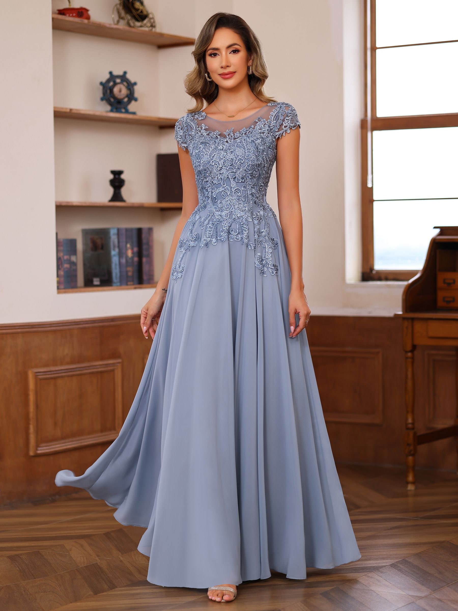 A Line Princess Scoop Neck Short Sleeves Floor Length Mother Of The Bride Dresses With Appliques