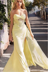Strapless Sleeveless Long Mermaid Formal Dress With Pleated Split