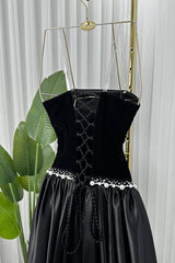 Black Strapless Sleeveless Long Formal Dress With Pleated Beading