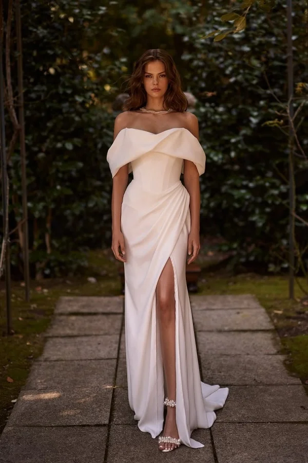 Off the Shoulder Sleeveless Long Mermaid Formal Dress With Split Pleated