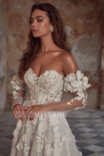 A-Line Sweetheart Floor-Length Strapless Tulle Wedding Dresses with Appliques