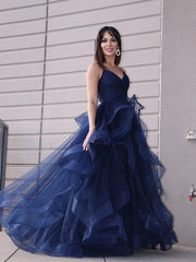 A-Line/Elegant Tulle Layers V-neck Sleeveless Floor-Length Prom Evening Dresses