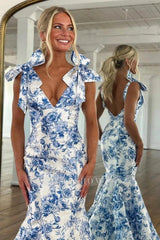 Amazing Long Mermaid Blue V-neck Sleeveless Open Back Prom Dress