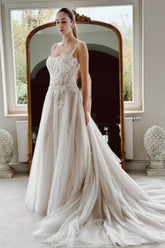 Amazing White A-Line Spaghetti Strap Sleeveless Beaded Cathedral Train Lace Long Tulle Wedding Dresses With Appliques