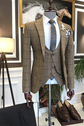 Archibald New Brown Plaid Peaked Lapel Three-Piece Business Men’s Suits