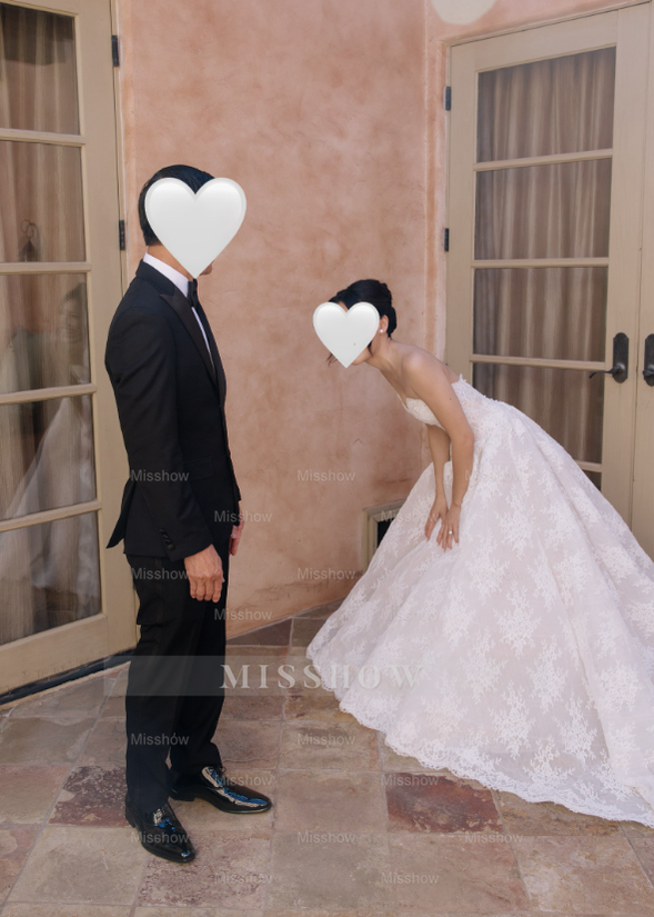 Attractive Long White Strapless Ball Gown Lace Wedding Dress