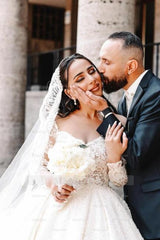 Ball Gown Sweetheart Long Sleeve Floor-Length Stain Wedding Dresses with Lace