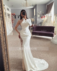 Beautiful Column Satin Lace Halter Long Sleeve Wedding Dress With Appliques