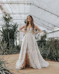 Beautiful Long A-line Unique V-neck Long Sleeves Appliques Wedding Dresses With Slit