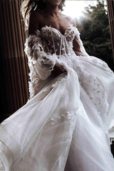 White sweetheart beaded a-line wedding dress