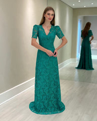 Beautiful V-Neck Column Lace Short Sleeves Mother of the Bride Floor-Length Wedding Guest Dresses