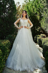 Beautiful White A-Line Sweetheart Long Sleeves Long Tulle Wedding Dresses With Appliques