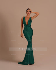 Black Deep V Neck Sleeveless Mermaid Long Formal Dress With Pleated