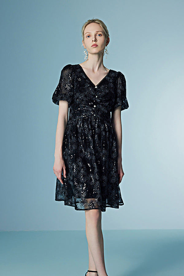 Black Lace Short V-neck Dress with Puff Sleeves