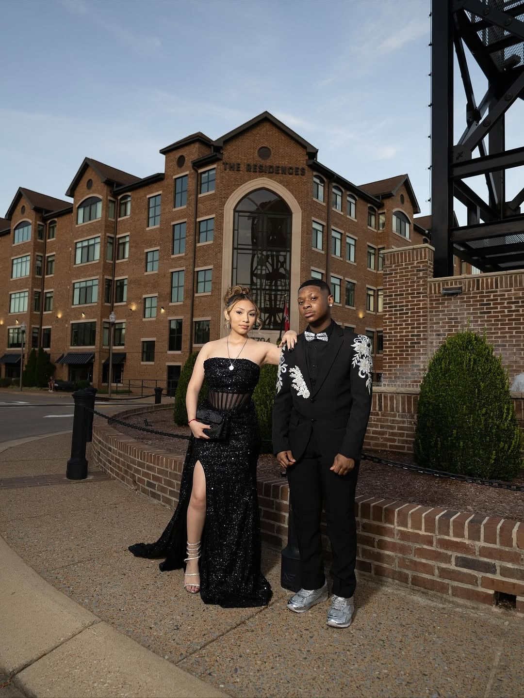 Black Mermaid Prom Dress Strapless Sweetheart Sheer Illusion Boned Corset Crystal Scatter Beaded All-Over Glitter Sequin High Split Cathedral Train Gown