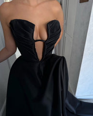 Black Satin Ball Gown Formal Dress Deep-V Cutout Sleeveless Open Back Split Front Sweep Train Evening Gown