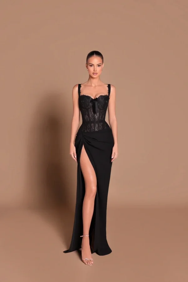 Black Sweetheart Sleeveless Lace Corset Mermaid Satin Pleated Floor Formal Evening Gown