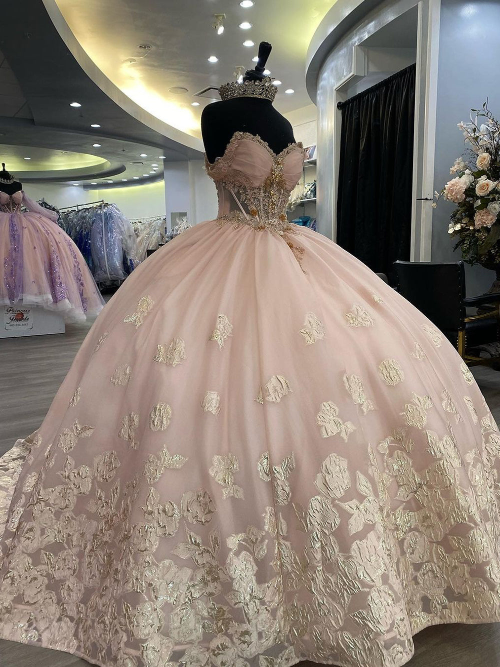 Blush Pink Sweetheart Sleeveless Gold Lace Applique Beaded Ball Gown Quinceanera Dress