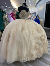 Champagne Sweetheart Sleeveless Beaded Lace Applique 3D Flower Ball Gown Quinceanera Dress