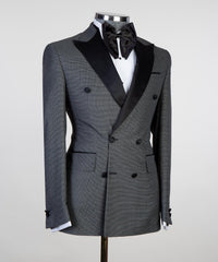 Charcoal Gray Fashion Double-Breasted Peaked Lapel Men’s Suit