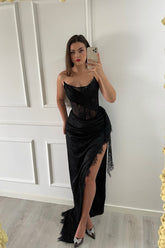 Charming Black Scoop Sleeveless Mermaid Evening Dress with Appliques and Slit