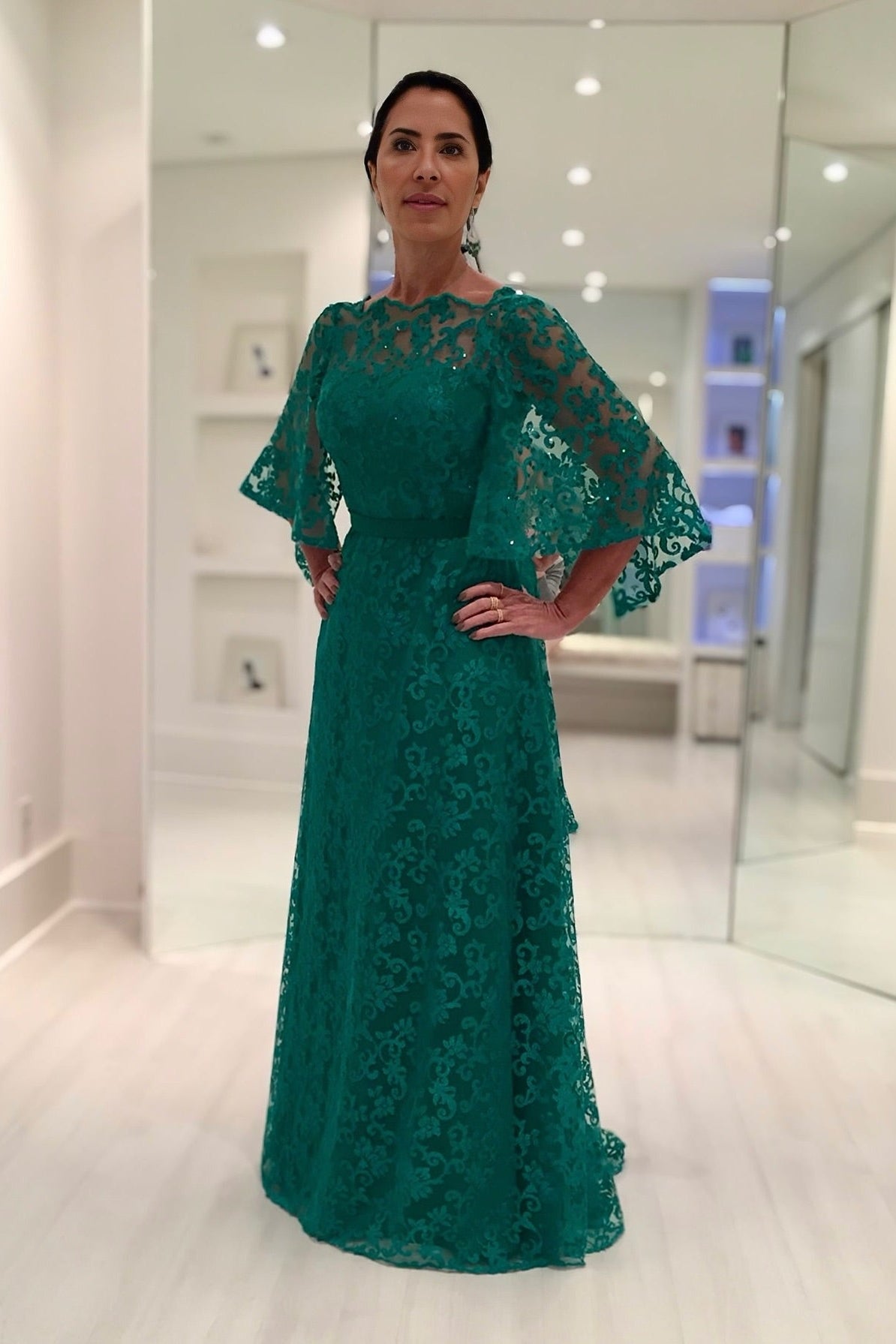 Charming Dark Green A-Line Mother of Bride Crew Cap Sleeves Long Lace Bridesmaid Dress
