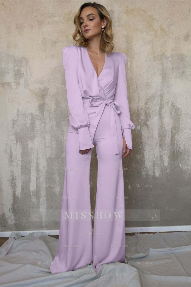 Charming Long Sleeves White V-Neck Long Jump Suit With Belt