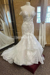 Charming Mermaid Lace V-Neck Sleeveless White Wedding Dresses With Appliques