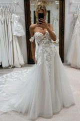 Charming White A-Line Lace Off-The-Shoulder Sleeveless Cathedral Train Tulle Wedding Dresses With Appliques