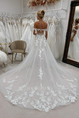 Charming White A-Line Lace Off-The-Shoulder Sleeveless Cathedral Train Tulle Wedding Dresses With Appliques