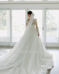 Charming White Ball Gown V-Neck Long Sleeves Cathedral Train Lace Wedding Dresses With Appliques