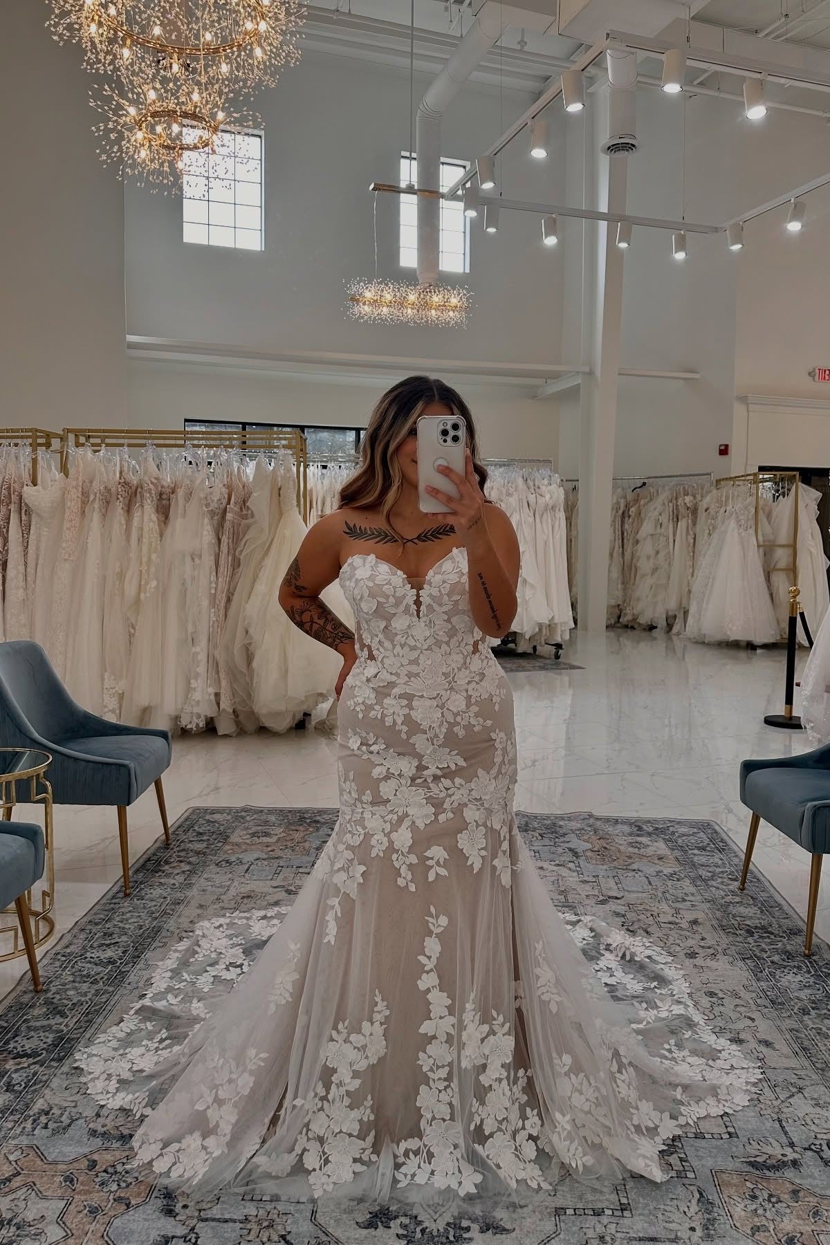 Charming White Lace Mermaid Sweetheart Sleeveless Sweep Train Tulle Wedding Dresses With Appliques