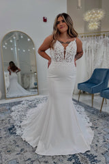 Charming White Lace Mermaid V-Neck Spaghetti Strap Sleeveless Backless Cathedral Train Satin Wedding Dresses