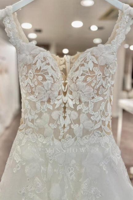 Charming White Sweetheart Spaghetti Strap A-Line Sequined Sleeveless Court Train Tulle Wedding Dresses With Appliques