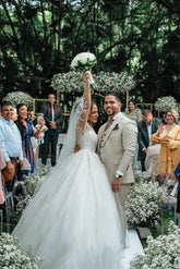 Charming White V-Neck Ball Gown Long Sleeves Sequined Long Tulle Wedding Dresses With Appliques