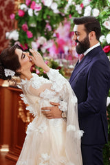 Chic Champagne A-Line Square Beaded Illusion Sleeves Sequined Long Tulle Wedding Dresses With 3D Flowers