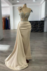 Chic Champagne Column Spaghetti Strap Sweetheart Sleeveless Panel Train Long Satin Evening Dresses With Rhinestones