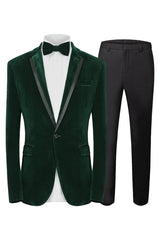 Chic Deep Green Notched Lapel Two-Piece Velvet Prom Suit For Men