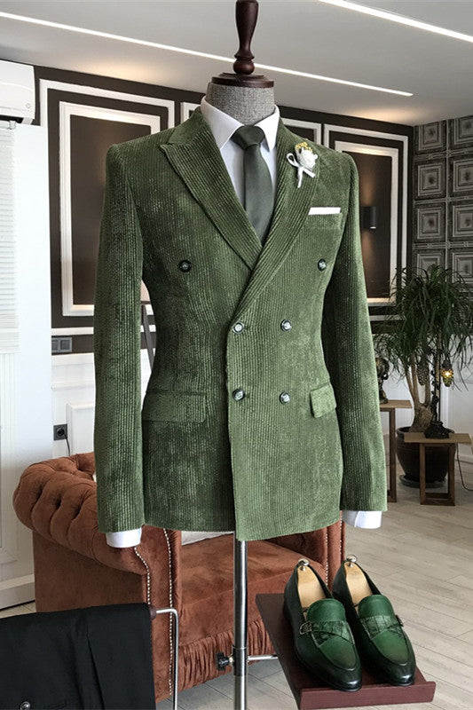 Chic Green Peaked Lapel Double-Breasted Corduroy Prom Suit For Men