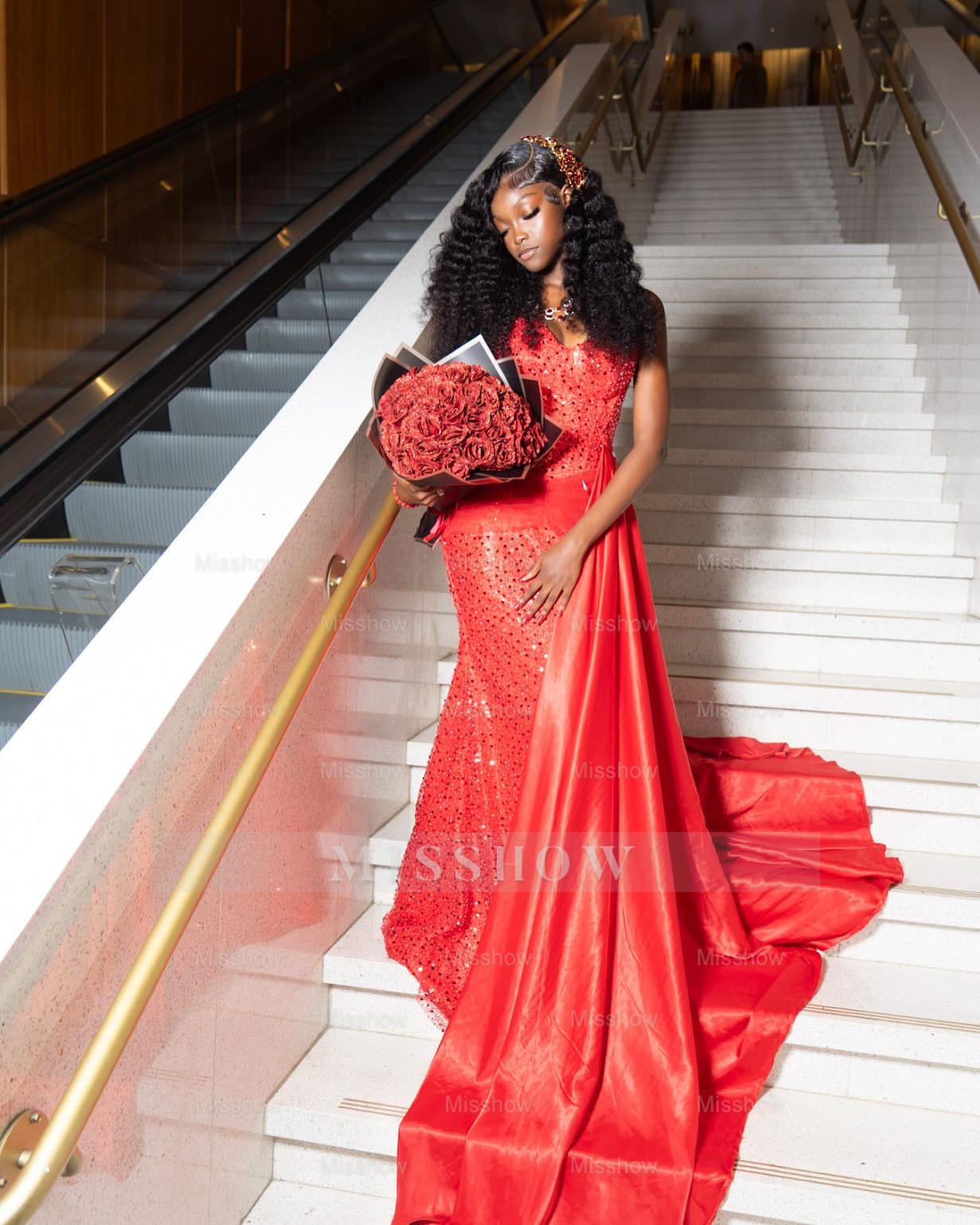 Chic Long Red Sweetheart Sleeveless Mermaid Prom Dress with Rhinestones and Sequins