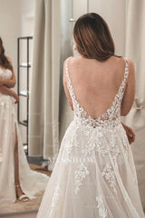Chic White A-Line Spaghetti Strap V-Neck Sleeveless Long Tulle Split Front Wedding Dresses With Appliques
