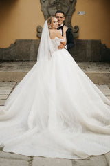 Chic White Ball Gown Sweetheart Off-The-Shoulder Sleeveless Beaded Cathedral Train Wedding Dress With Pearls