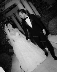 Chic White Ball Gown Sweetheart Sleeveless Sequined Chapel Train Tulle Wedding Dress