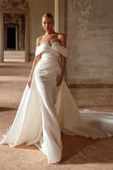 Chic White Mermaid Sweetheart Off-The-Shoulder Sleeveless Panel Train Satin Wedding Dresses With Pearls