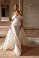 Chic White Mermaid Sweetheart Off-The-Shoulder Sleeveless Panel Train Satin Wedding Dresses With Pearls