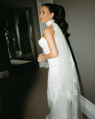 Chic White Mermaid Sweetheart Strapless Sleeveless Long Satin Simple Wedding Dress With Ruffles