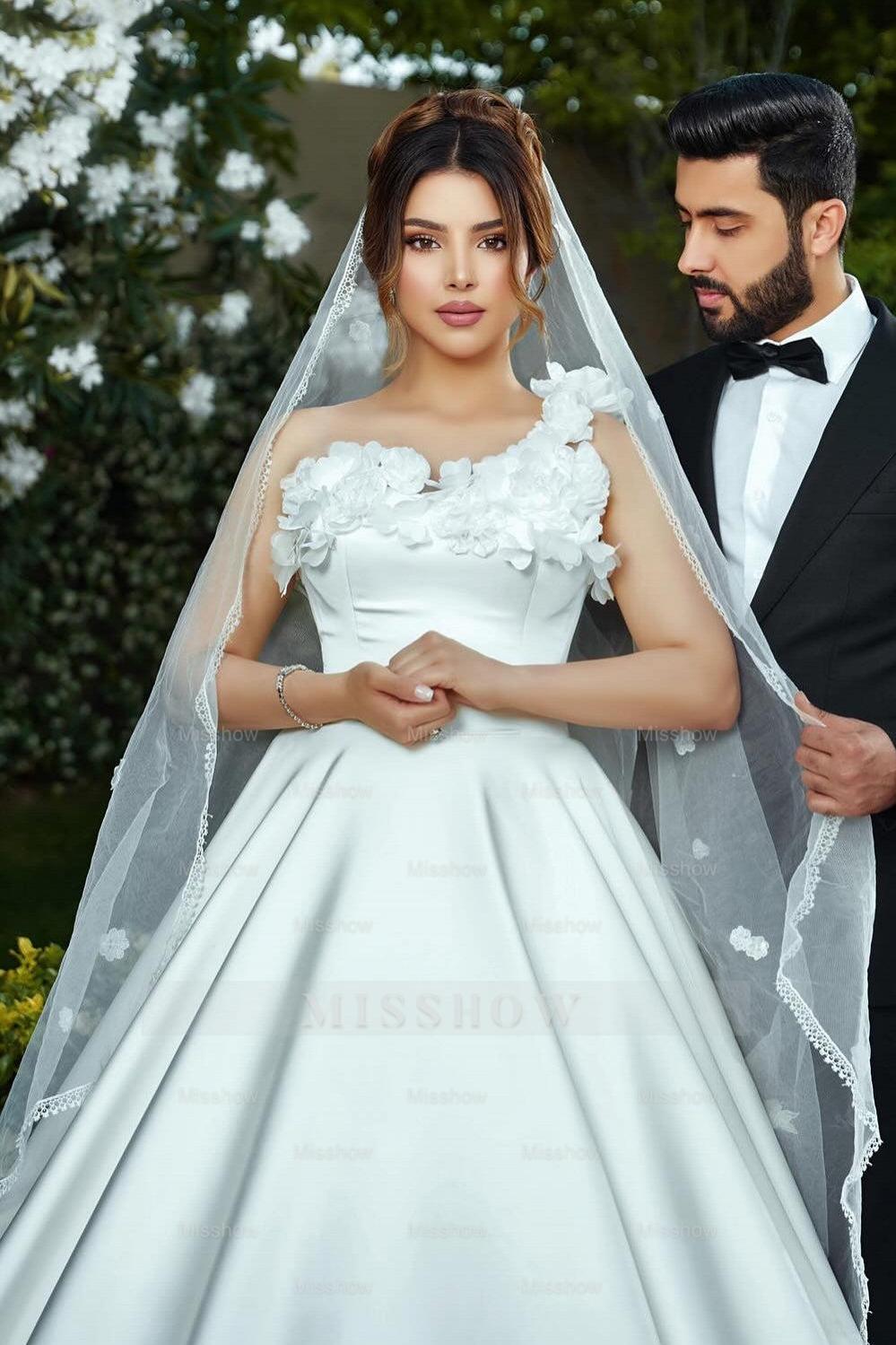 Chic White One-Shoulder Sleeveless Sweep Train Ball Gown Long Satin Wedding Dresses With 3D Flowers